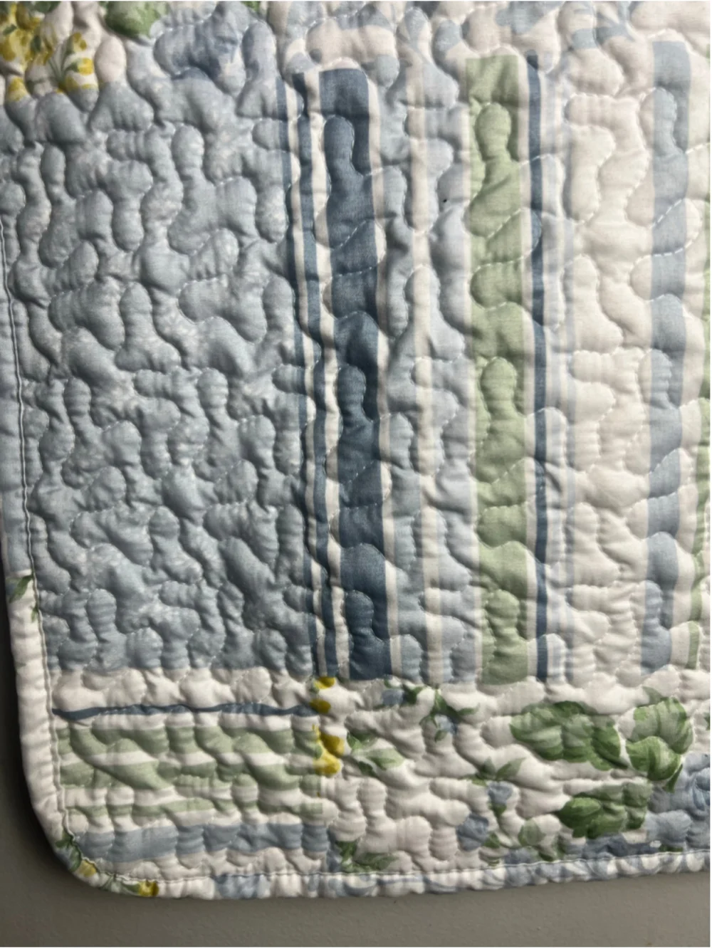 Ellen Tracy Quilted Floral Pillow Sham Blue Patchwork Standard Single
